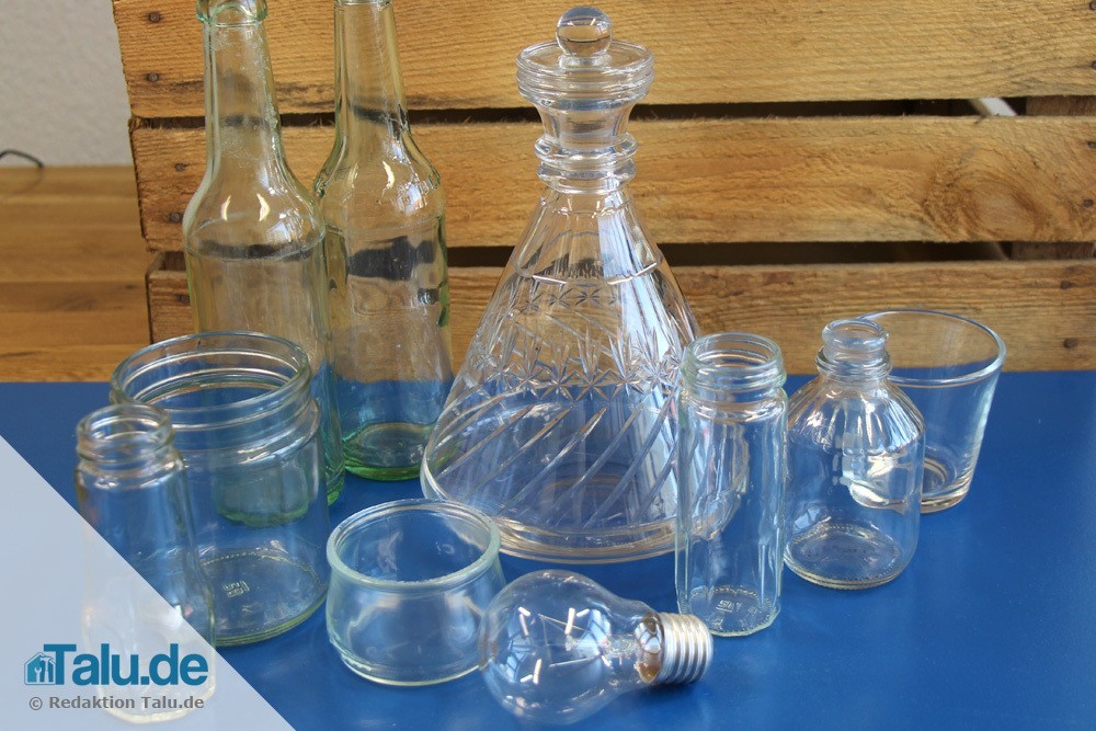 Verschiedene Glasbehälter