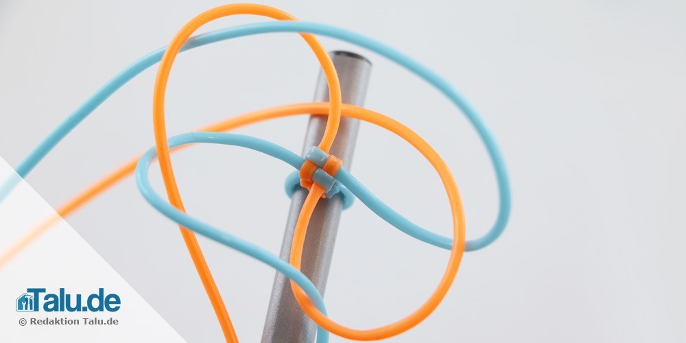 Scoubidou flechten - der eckige Knoten