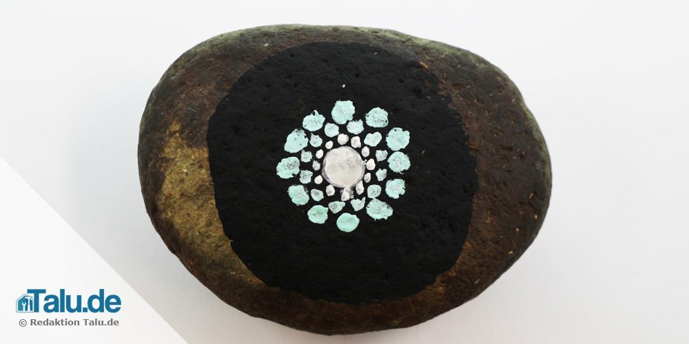 steine-bemalen-mandala-malen-04