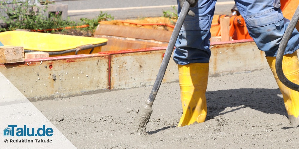 Beton mit Stange verdichten
