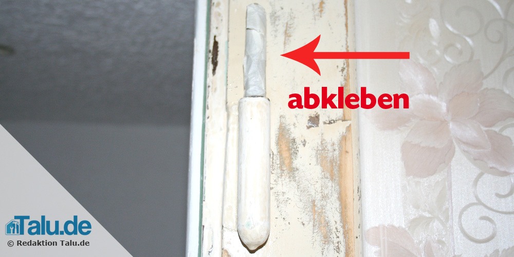 Metallteile und Scharniere abkleben