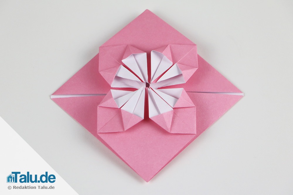 Origami-Herz falten