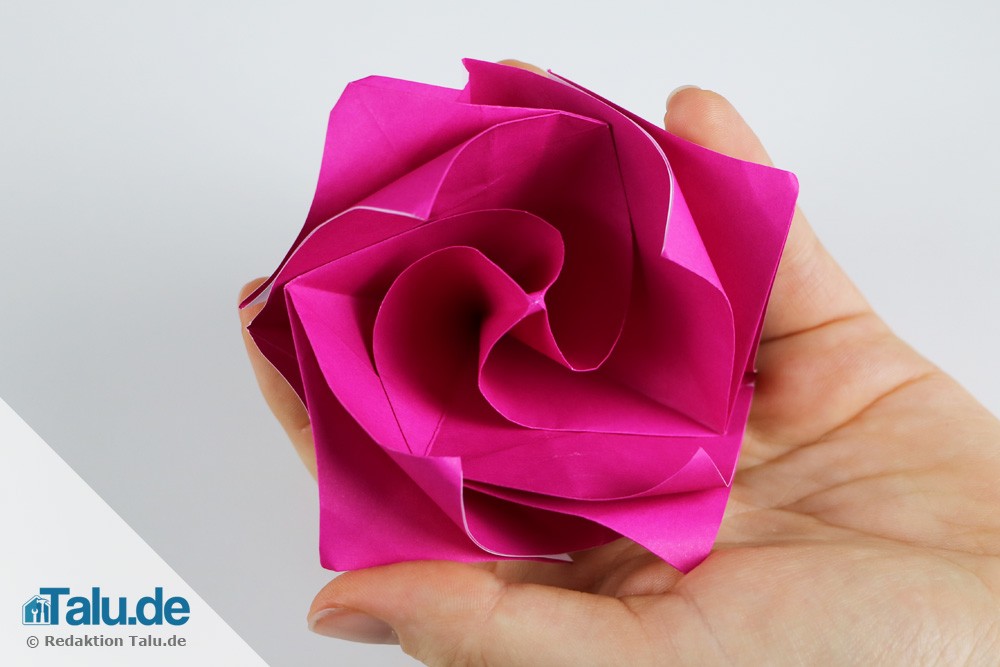 Origami-Rose