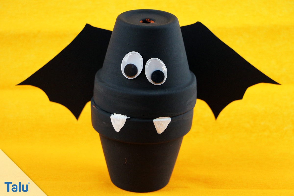 Fledermaus aus Tontöpfen