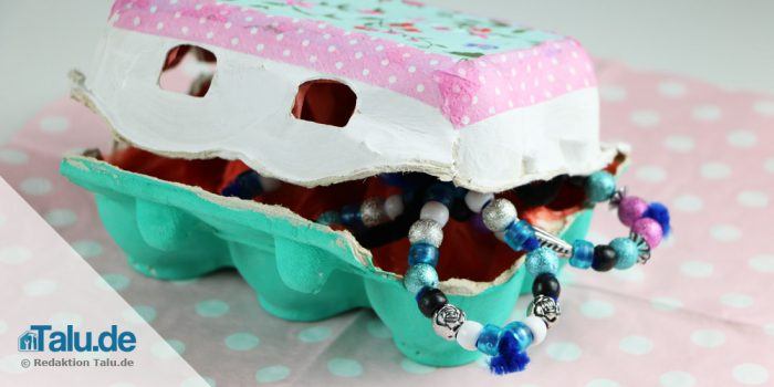 Jewelry box made of egg cardboard