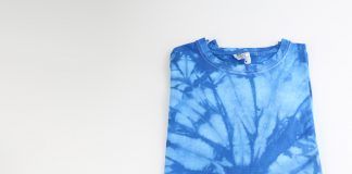 T-Shirt zusammenlegen