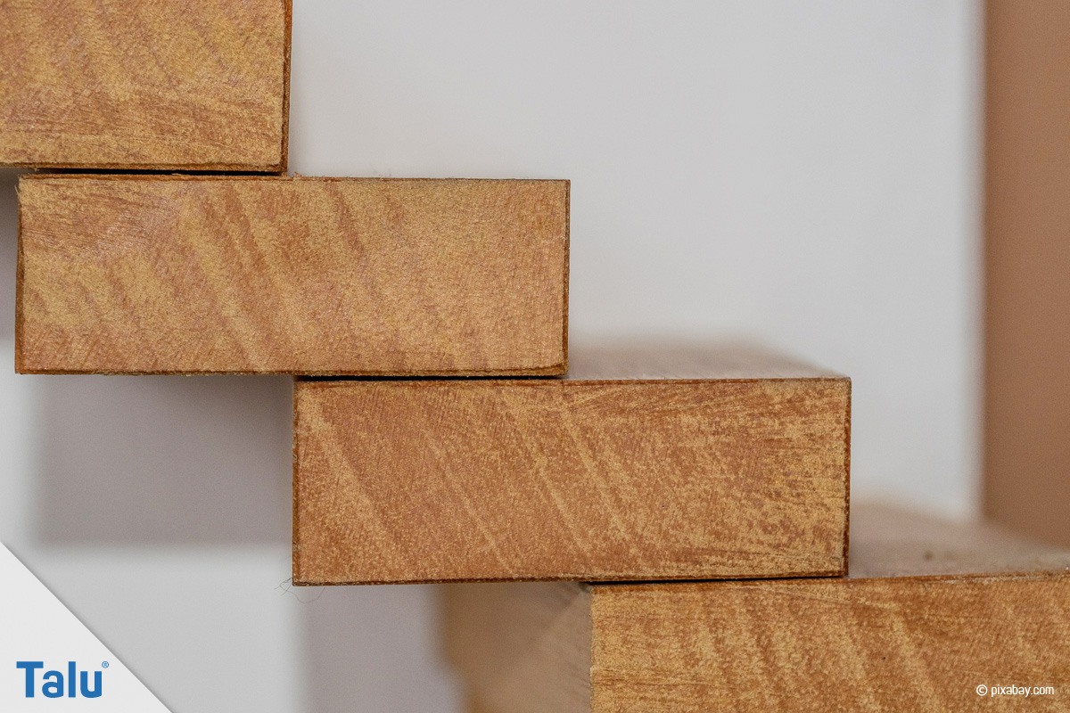 Freitragende Treppe