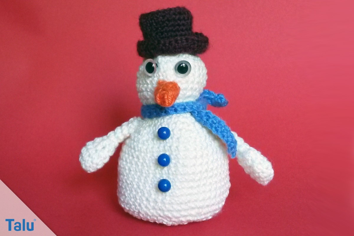 Amigurumi-Schneemann