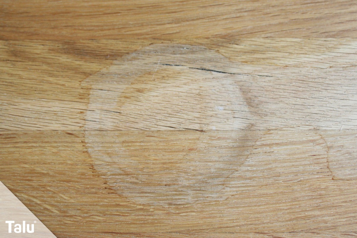 Ringe auf Holz