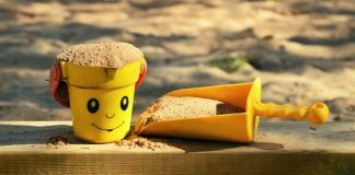 Sandkasten bauen