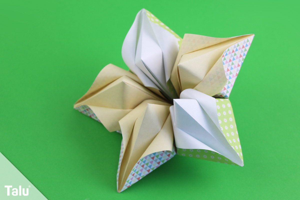 Origami Blüte falten