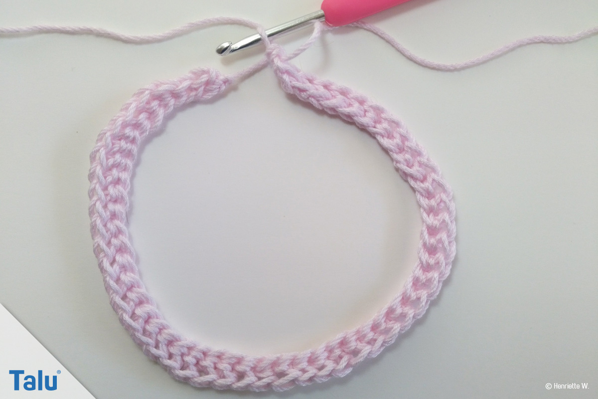 Babykleid häkeln