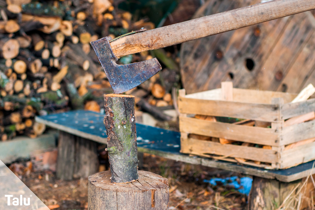 Holz hacken