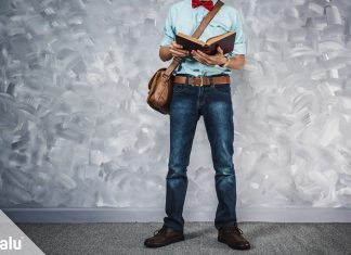 Straight Fit Jeans