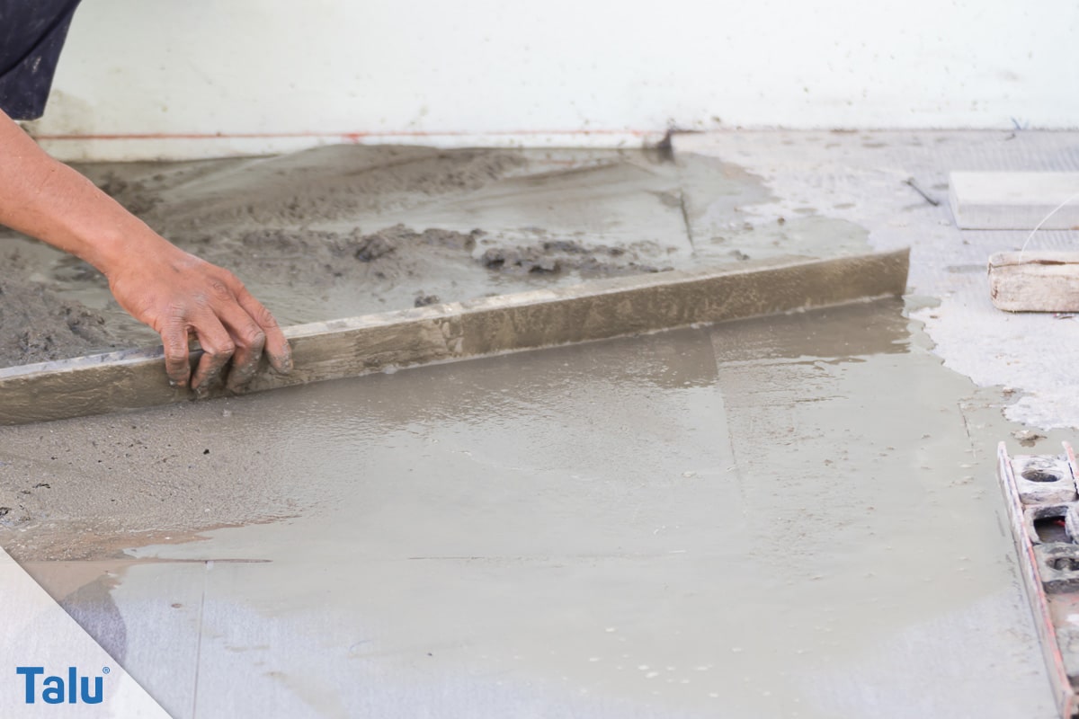 Trockenestrich verlegen, DIY-Anleitung, Ausgleichsmasse aufbringen