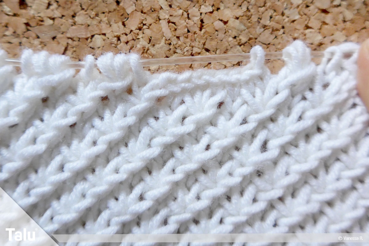 Kissenhülle stricken, Knopflöcher stricken