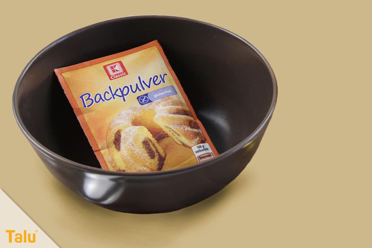 Ameisen im Hochbeet loswerden, Backpulver einsetzen