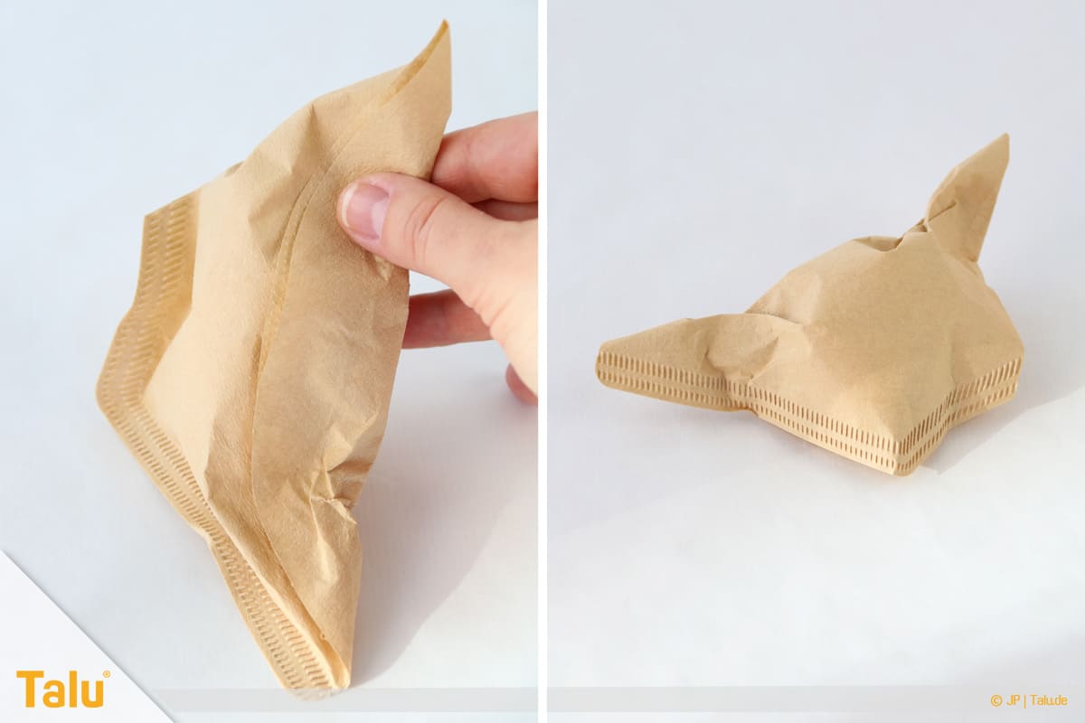 Oster basteln, Osterhase aus Filtertüte, Filtertüte schließen