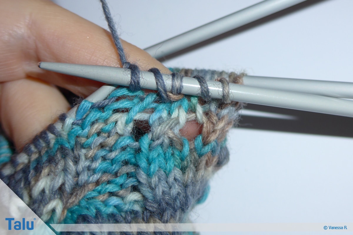 Socken mit Muster stricken, Maschen abstricken