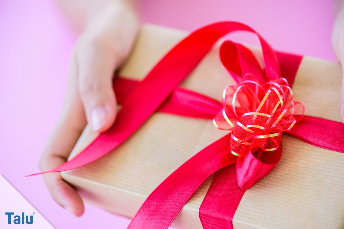 Einladungstext für Kindergeburtstag, Geschenk