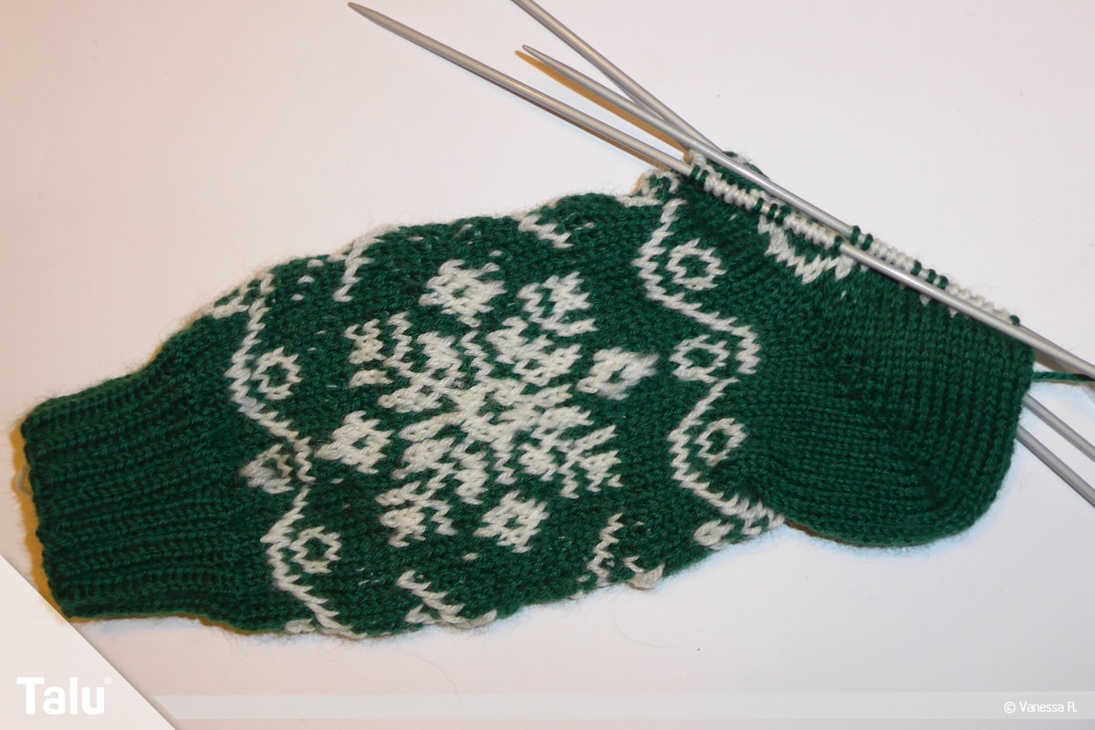 Gestrickte Socken, Norwegermuster, Ferse stricken