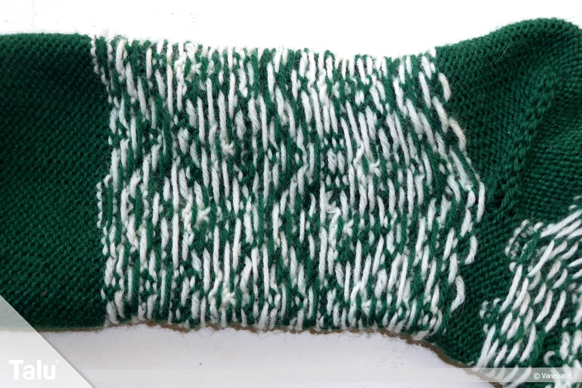 Gestrickte Socken, Norwegermuster, Innenseite der gestrickten Socke