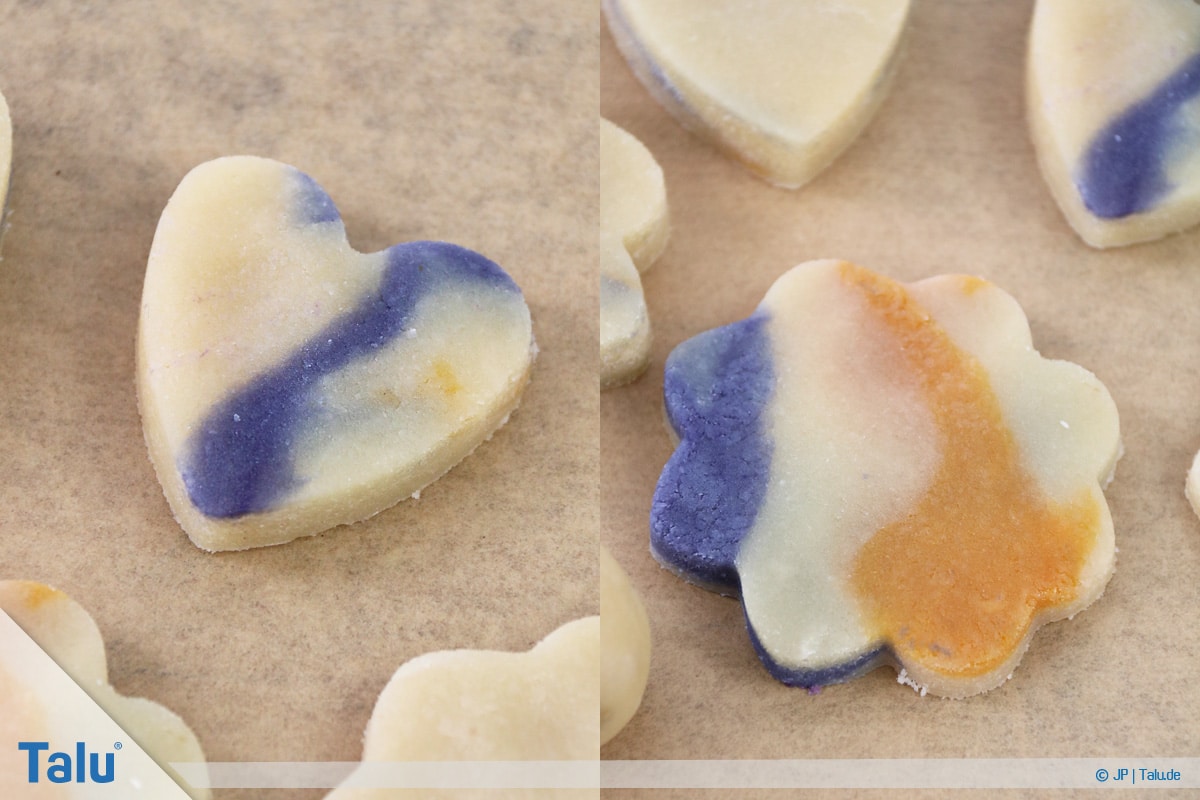 Marzipan färben, mit Lebensmittelfarbe gefärbtes Marzipan
