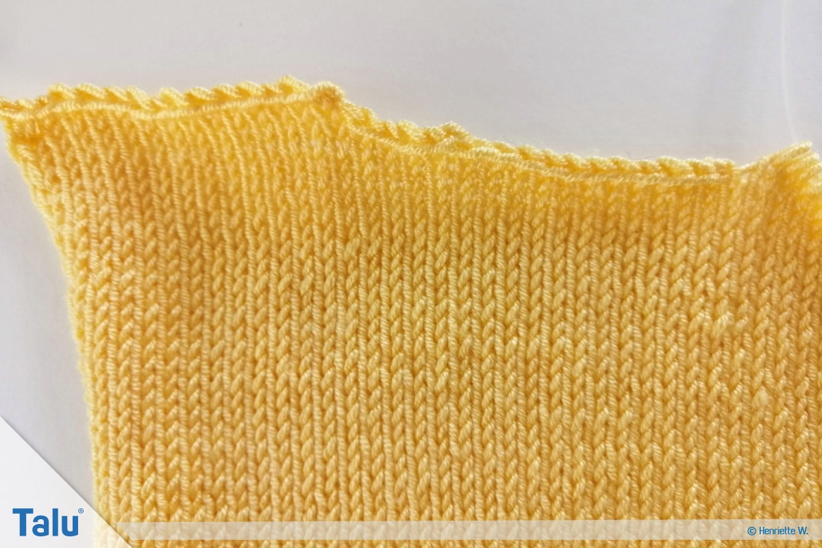 Babyjacke stricken, Anleitung Größe 56/62, abgekettete Maschen am Rückenteil