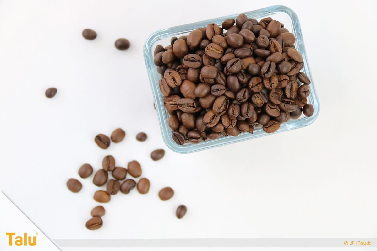 Kaffeegeruch aus Thermoskanne entfernen, Kaffeebohnen