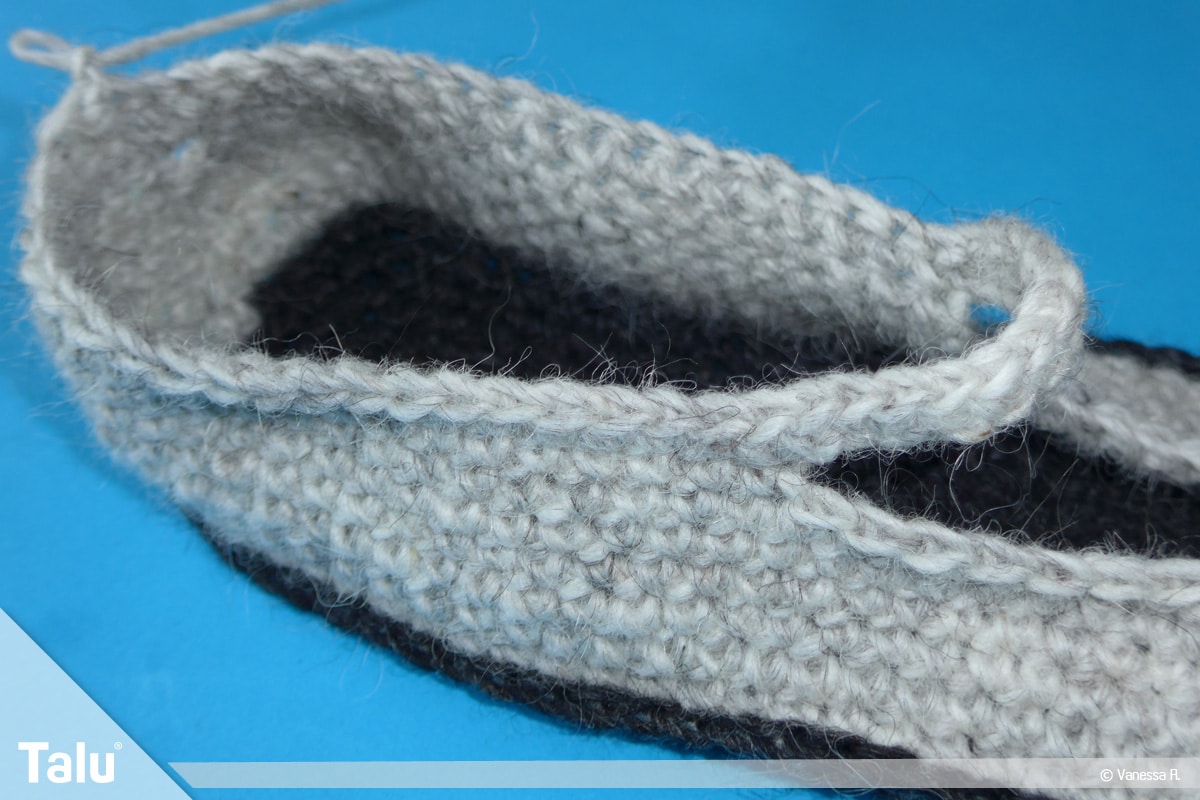 Schuhe häkeln für Erwachsene, Häkel-Hausschuhe, Steg weiterhäkeln