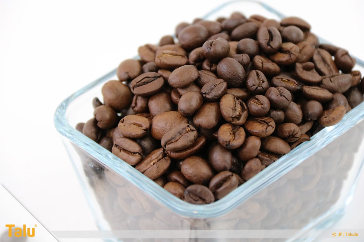 Thermoskanne riecht, üblen Geruch entfernen, Kaffeebohnen