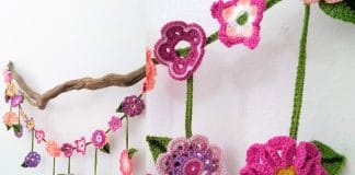 Blumenkette häkeln, kostenlose Anleitung für Blumengirlande