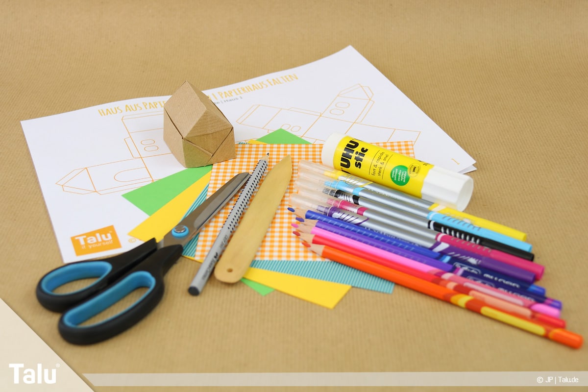 Haus aus Papier basteln, Papierhaus falten, Material