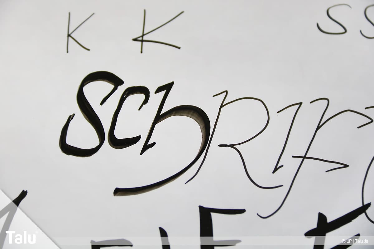 Kalligraphie lernen, Anleitung für Anfänger, Kalligraphieren üben