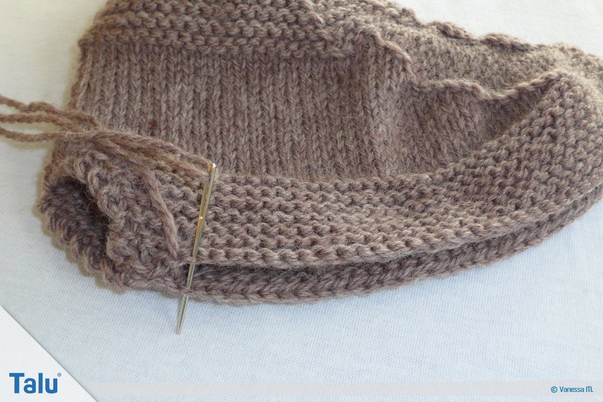 Gammlos stricken, Anleitung Hüttenschuhe, Zusammennähen beginnen