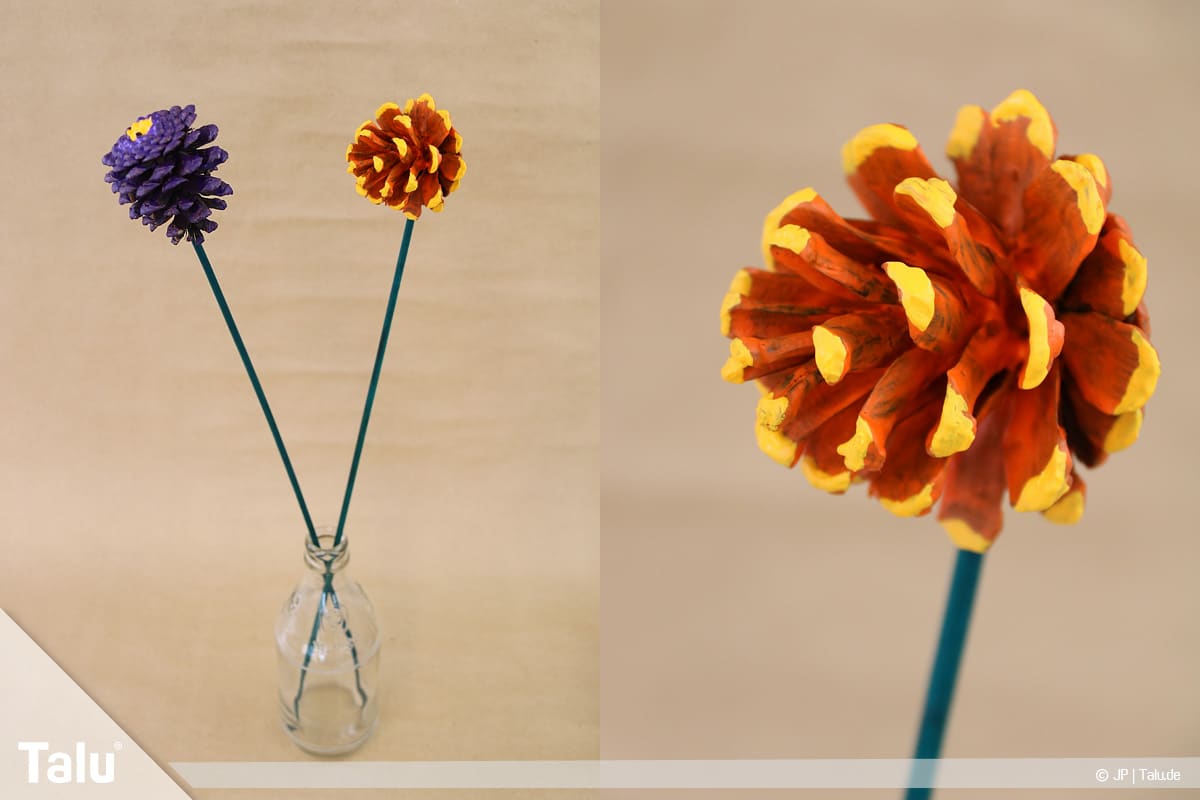 Basteln mit Tannenzapfen, kreative Ideen, fertig gebastelte Tannenzapfen-Blumen