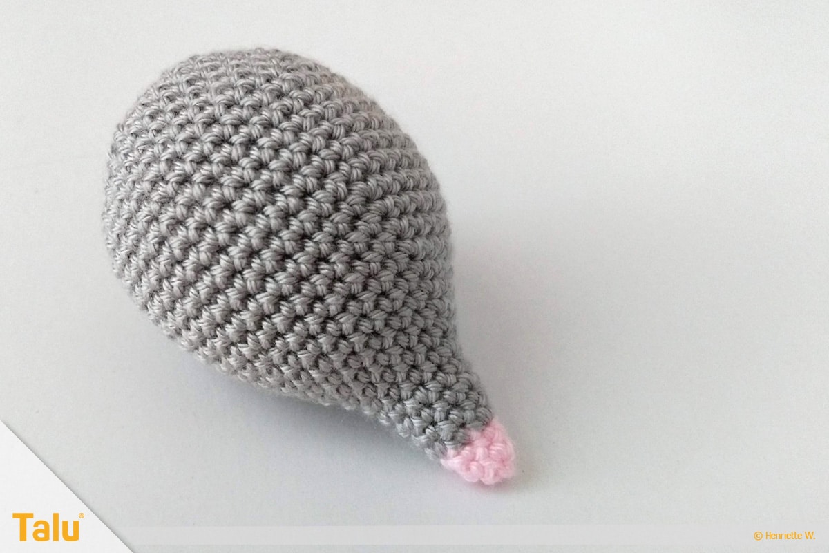 Maus häkeln, Amigurumi-Häkelmaus, fertiger Häkelmaus-Kopf