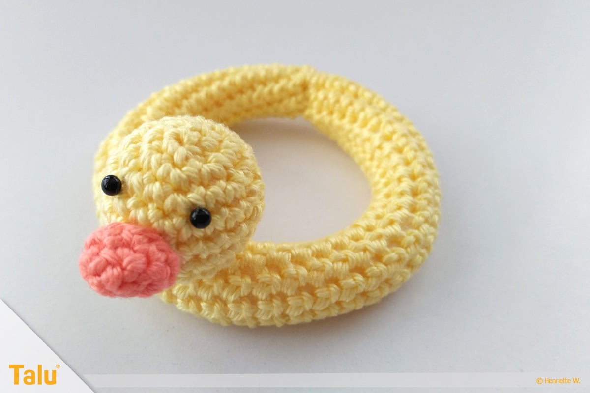 Maus häkeln, Amigurumi-Häkelmaus, gehäkelter Enten-Schwimmring
