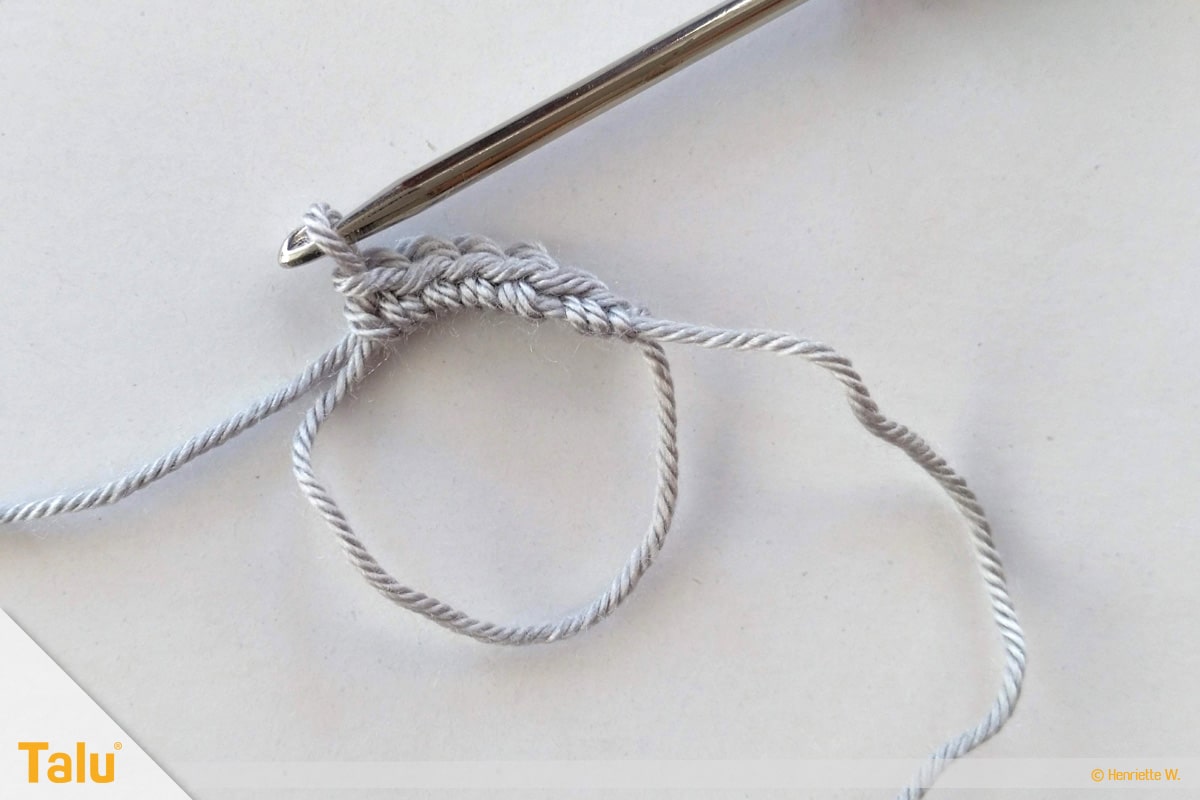 Maus häkeln, Amigurumi-Häkelmaus, Fadenring mit festen Maschen
