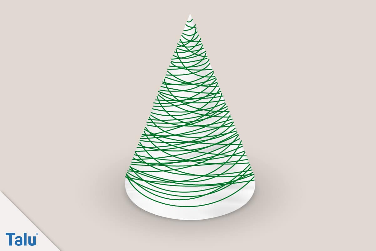 Adventsdeko basteln, Ideen für die Adventsdekoration, Mini-Weihnachtsbaum mit Garn umwickeln