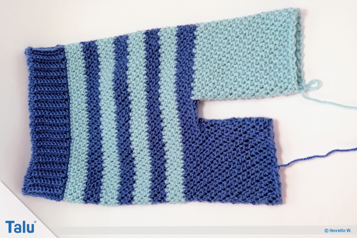 Babyhose häkeln, Anleitung Häkelhose, Beinchen weiter häkeln