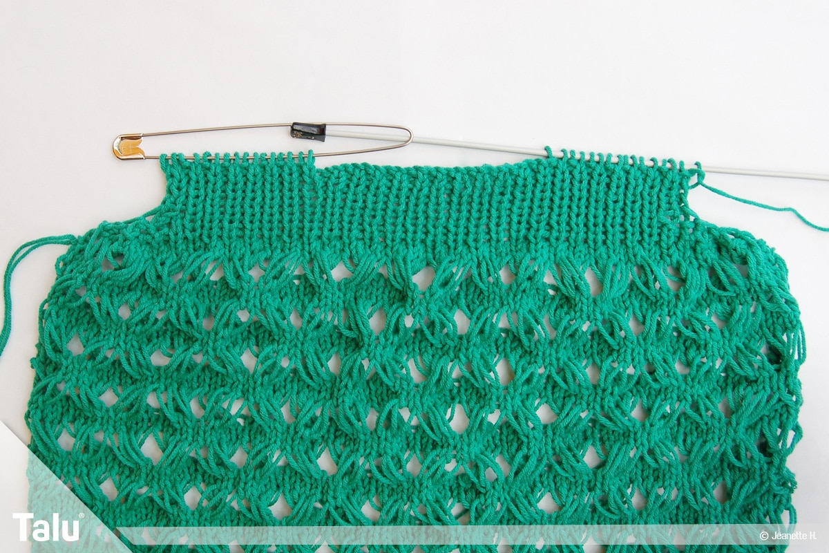Fallmaschenmuster stricken, Anleitung, abgekettete Maschen