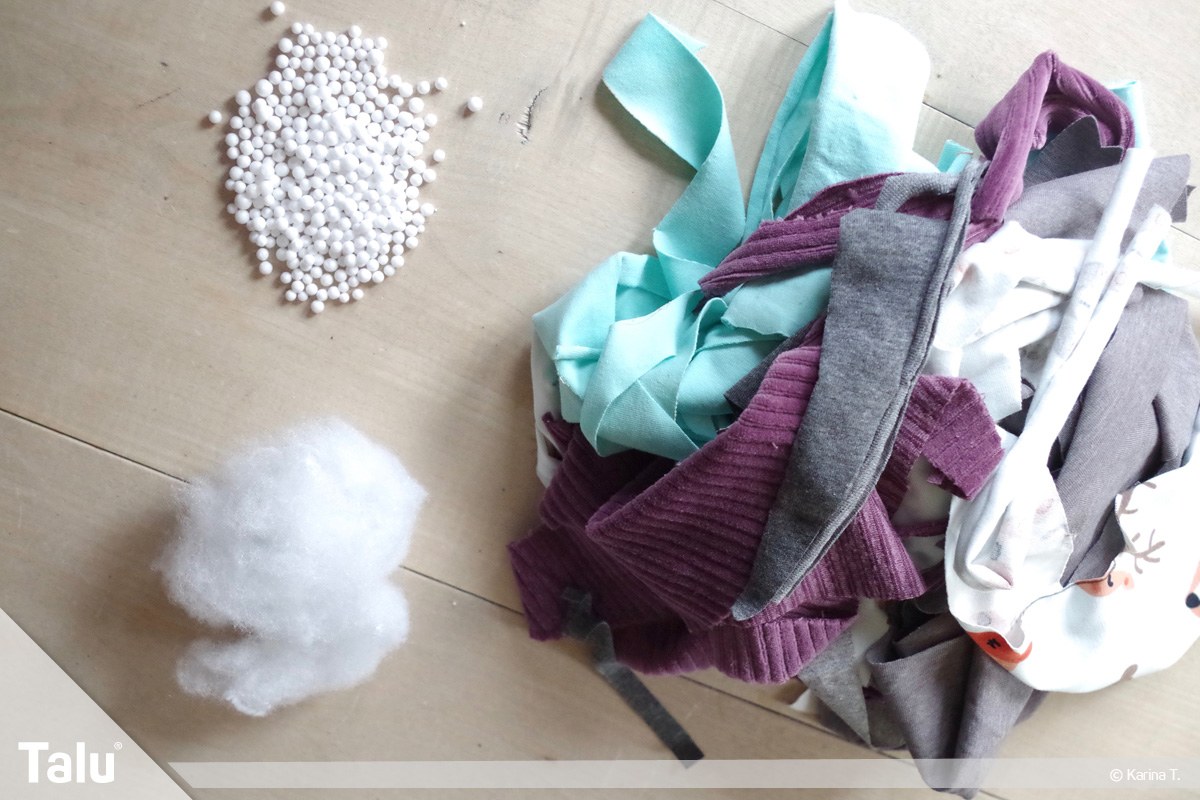 Füllmaterial für Sitzsäcke, welche Füllung, verschiedenes Füllmaterial für einen Sitzsack
