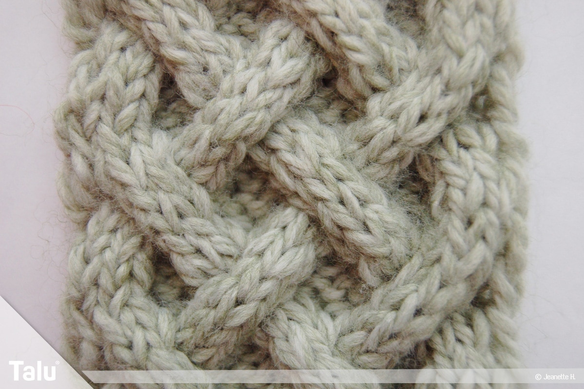 Keltische Muster stricken, fertig gestricktes Keltenmuster