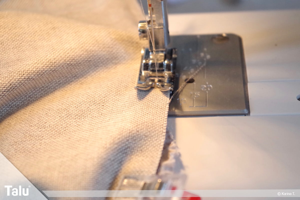 Sitzsack selber machen, Anleitung, Paspelband mit Nähmaschine anbringen