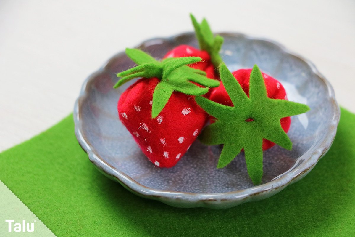 Erdbeeren basteln