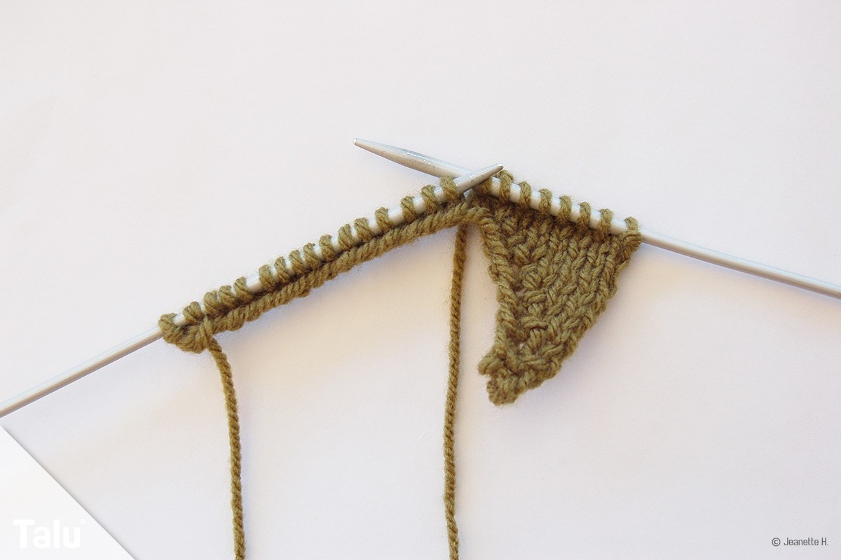 Entrelac stricken