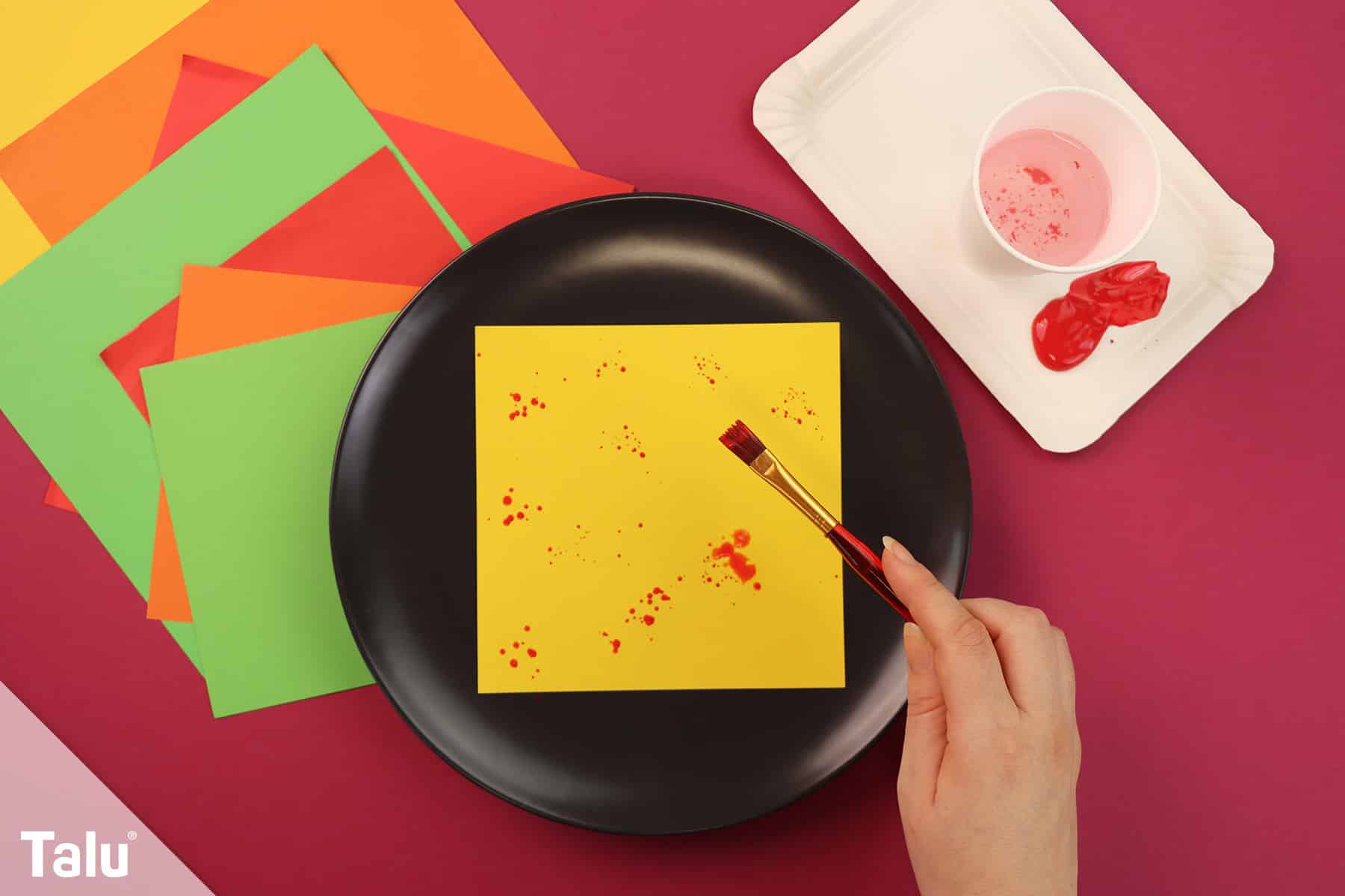 Papier färben